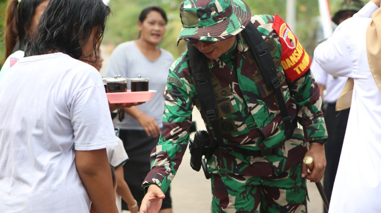 Terima Kasih Pak TNI, Desa Kami Kini Punya Jembatan Penghubung,” Ucap Warga kepada Dandim Banyuwangi