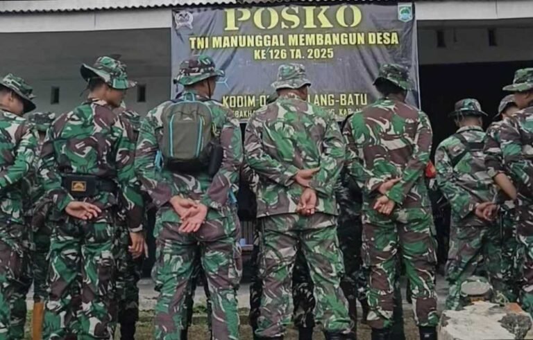 Ampelgading – Pagi itu, langkah-langkah tegap terdengar di antara sejuknya udara perbukitan Lebakharjo