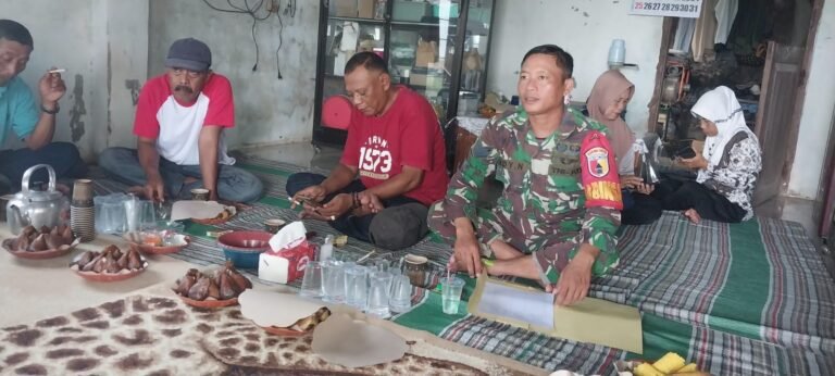 Babinsa Sukonatar Hadiri Perkenalan PPL Baru, Bahas Tantangan Pupuk hingga Produksi Pertanian