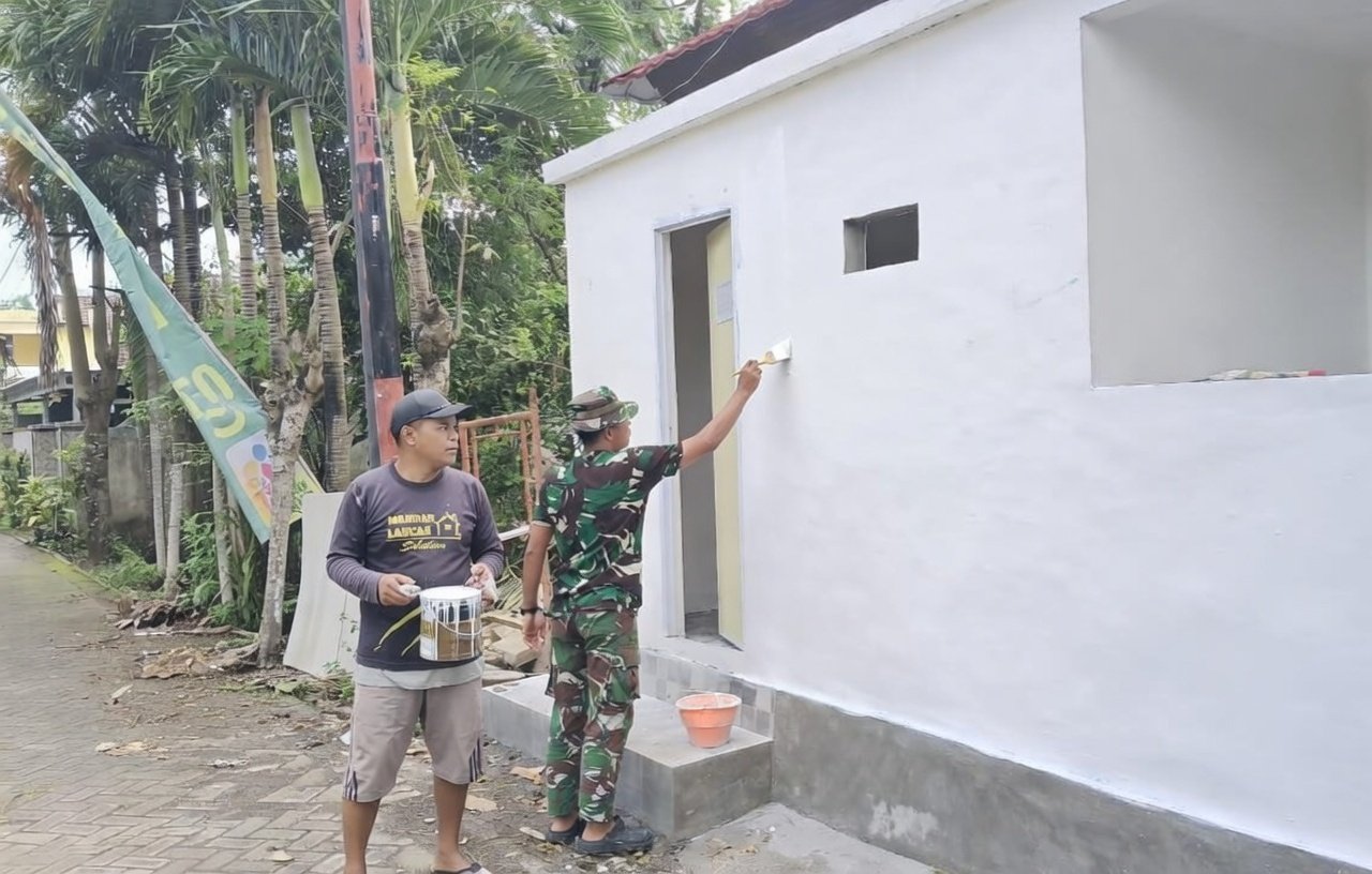Bersama Warga, TMMD Ke-127 Rampungkan Renovasi Mushola