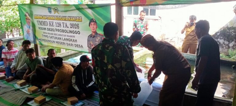 Dukung Program TMMD Ke-128, Dinas Perikanan Kabupaten Probolinggo Salurkan 1.000 Bibit Ikan Lele di Desa Brabe.